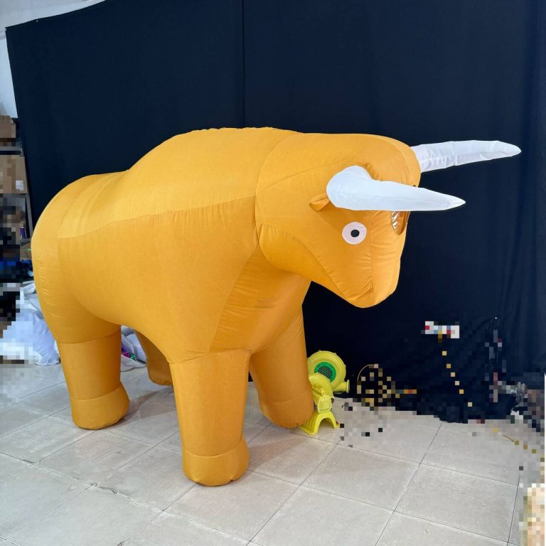 inflatable bull costume for bullfight event decoration