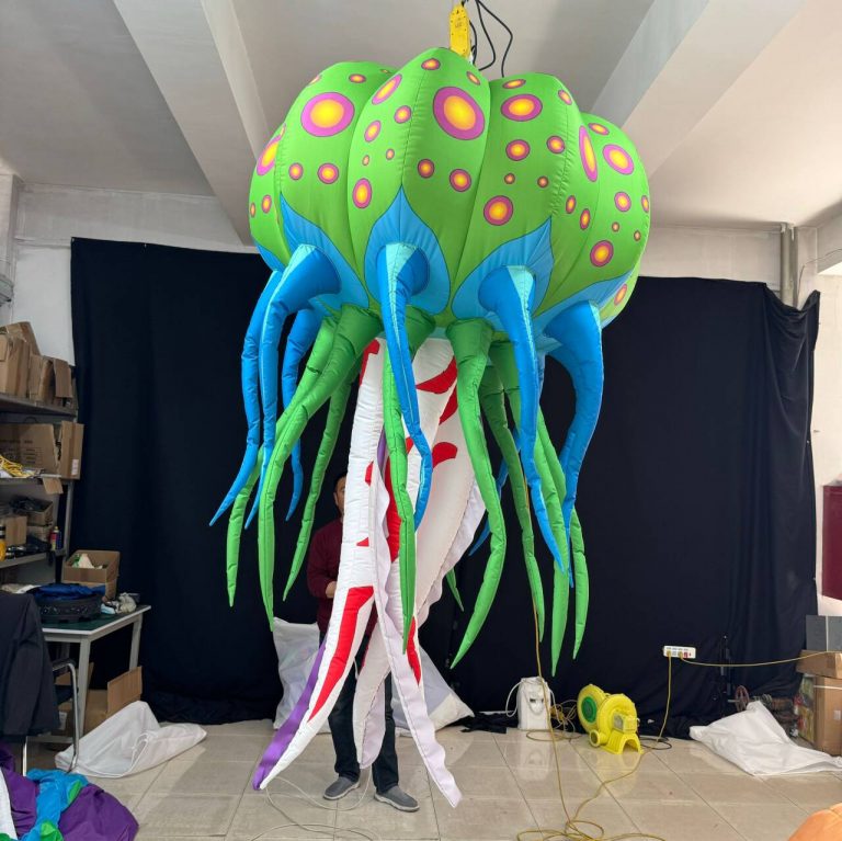 inflatable jellyfish (26)