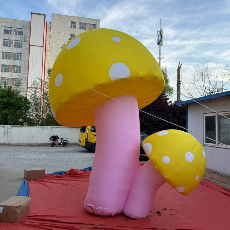custom inflatable mushroom inflatable party decorations