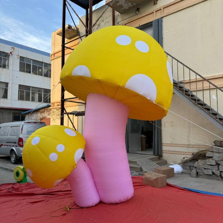 inflatable mushroom (33)