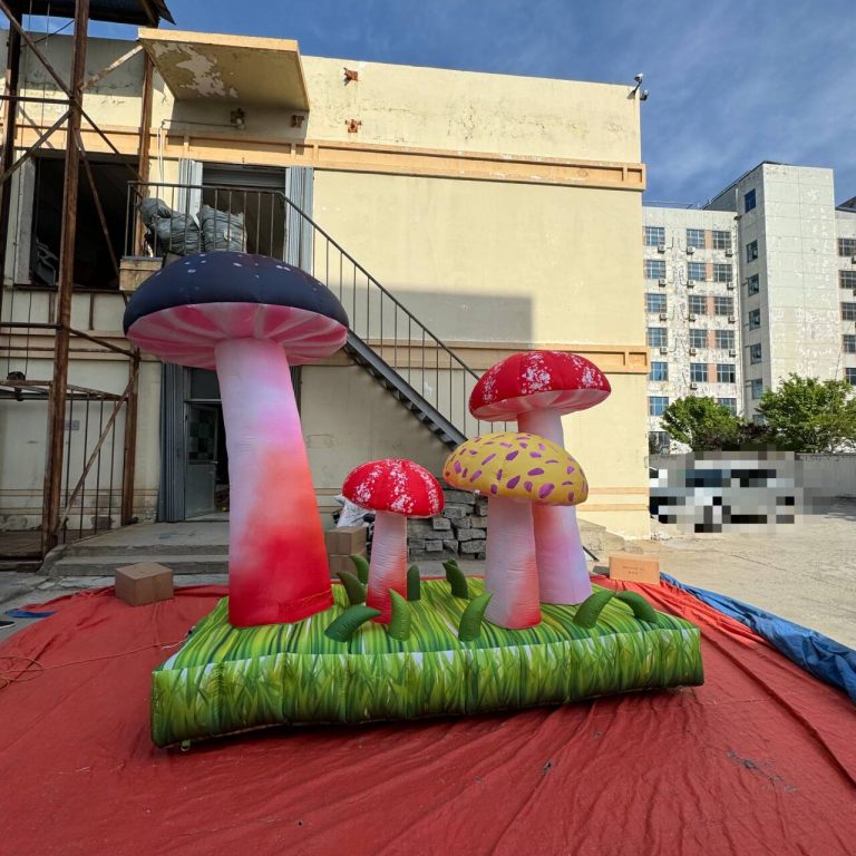 inflatable mushroom (4)