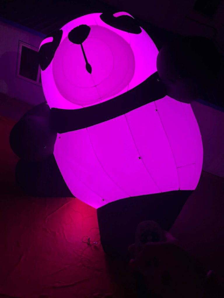 inflatable panda (7)