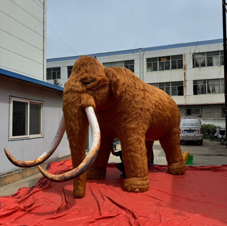 inflatable Mammoth (5)