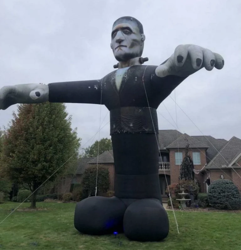 Giant Halloween Blow-ups