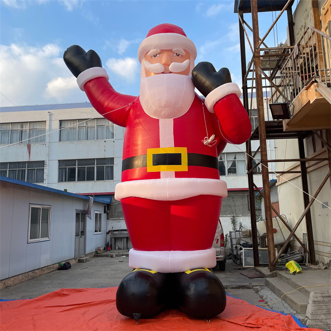 inflatable Santa clause (2)